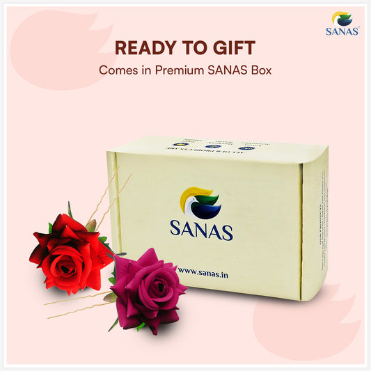 SANAS gift box with two roses on a pink background